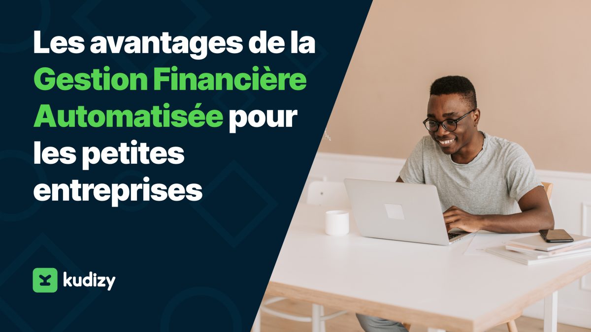 Image d'un entrepreneur devant un ordinateur